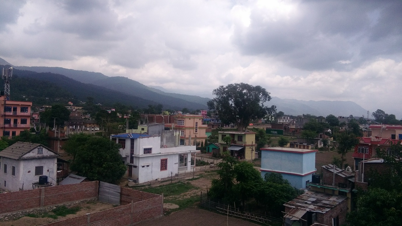Semi-urban areas of the town with diverse housing typologies.